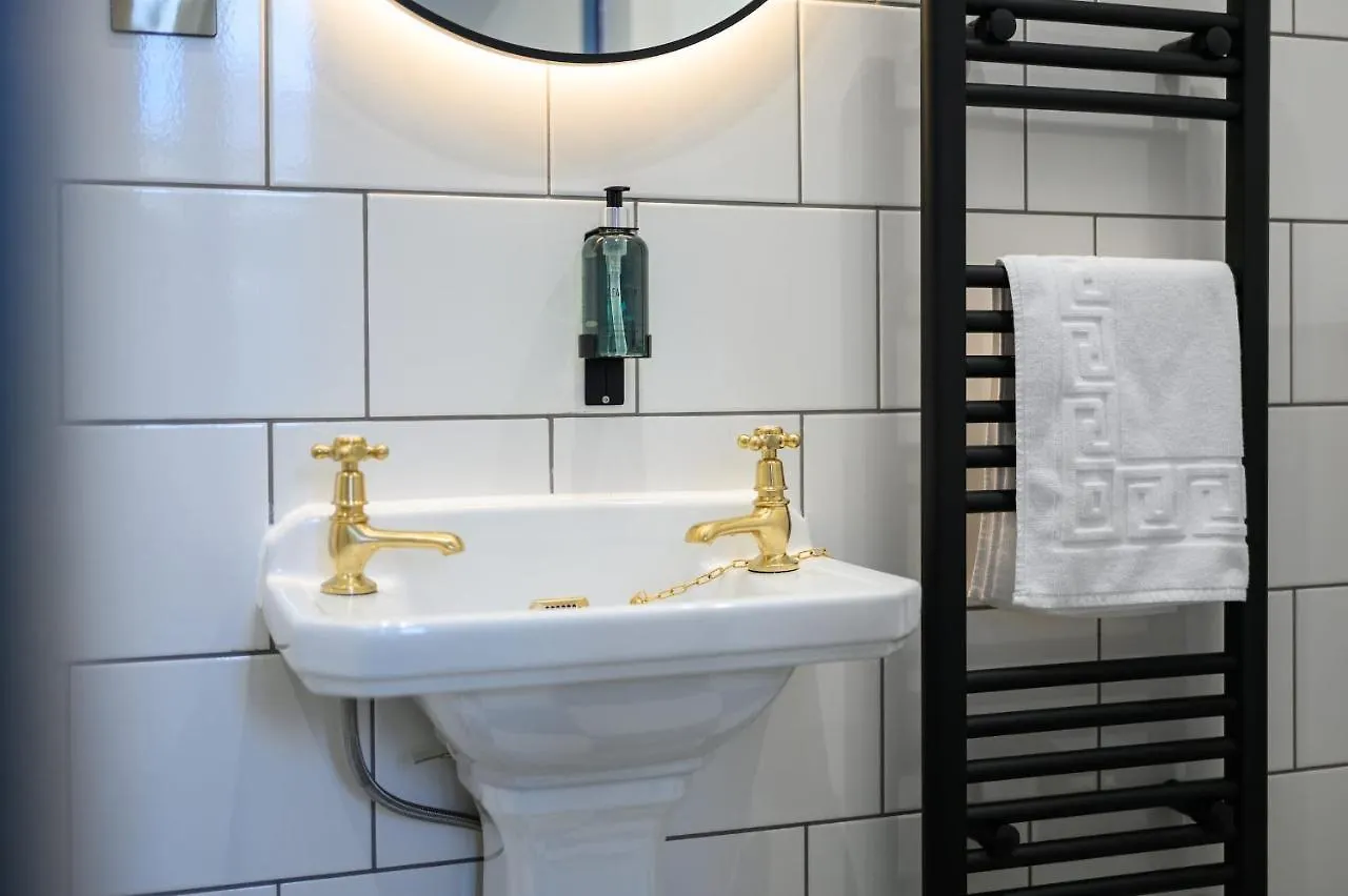 Delightful Ground Floor Double Room With En-Suite Édimbourg